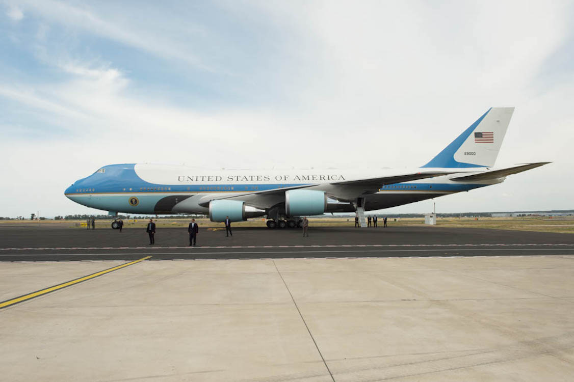 Air Force One Makeover Erases Tie to Famed Auto Designer